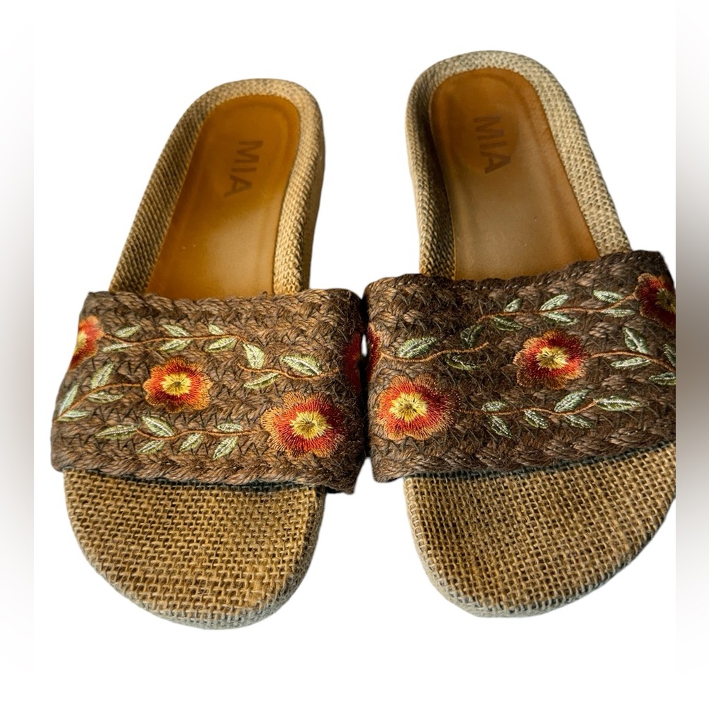 Retro High End Leather MIA Brown Floral 7M Beach Boho Sandals